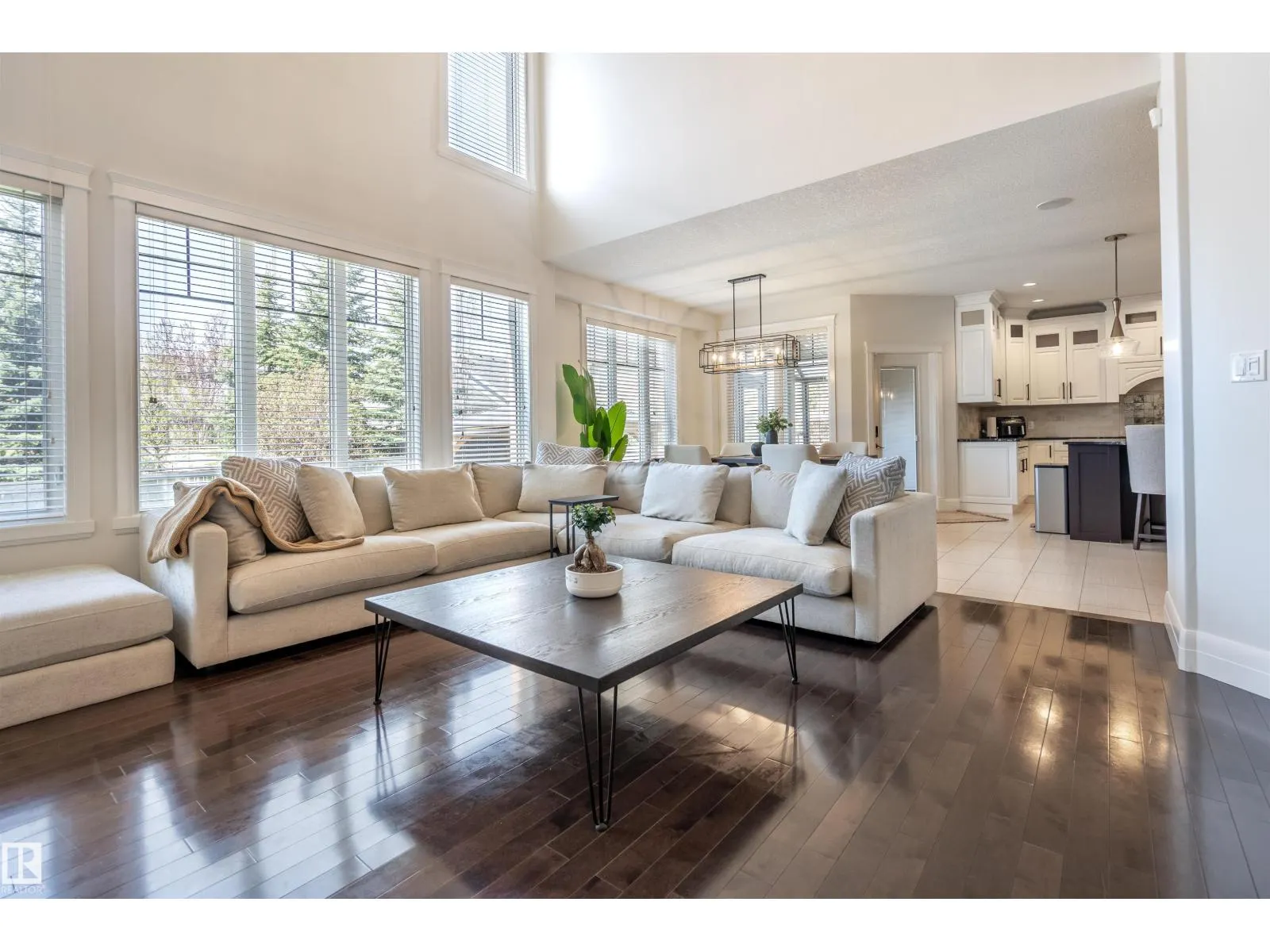 #20 10550 ELLERSLIE RD SW