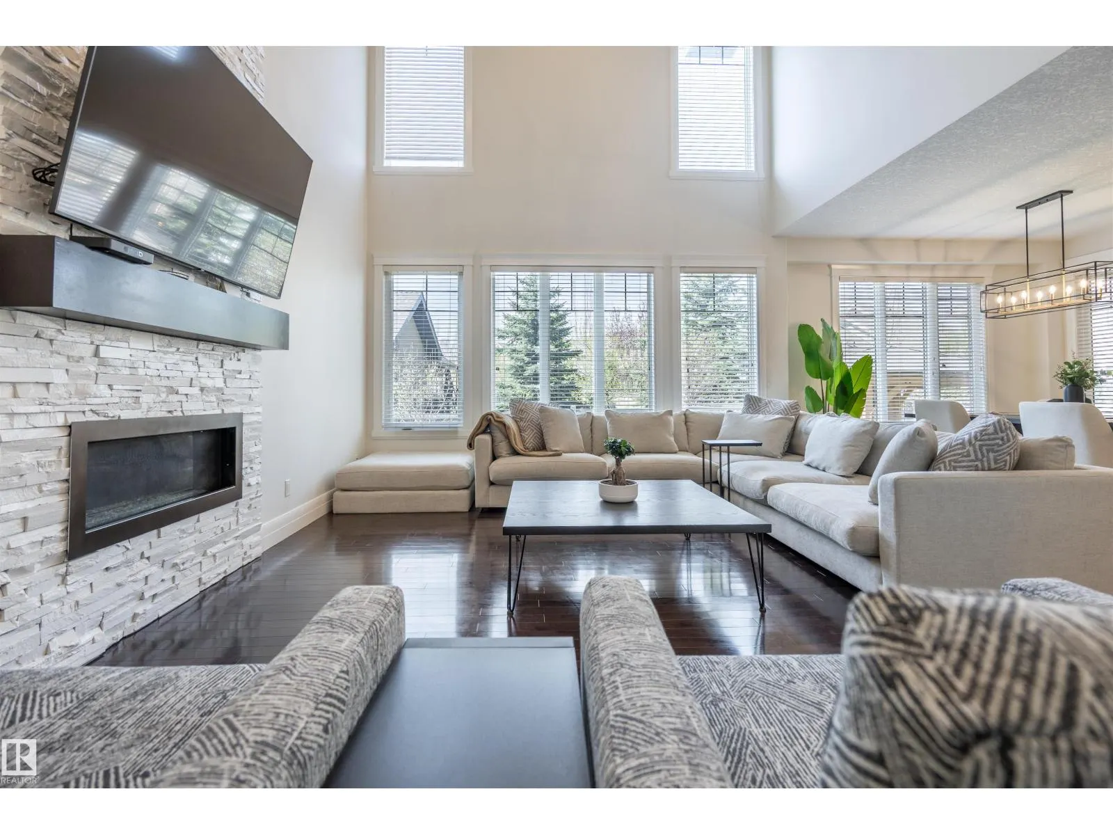 #20 10550 ELLERSLIE RD SW