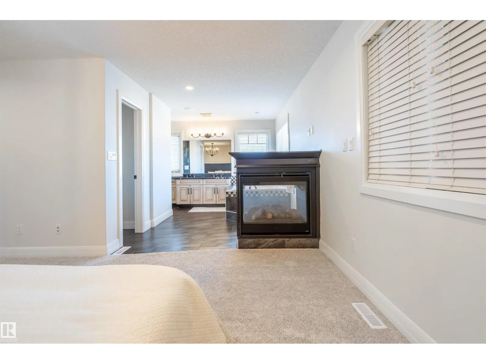 #20 10550 ELLERSLIE RD SW