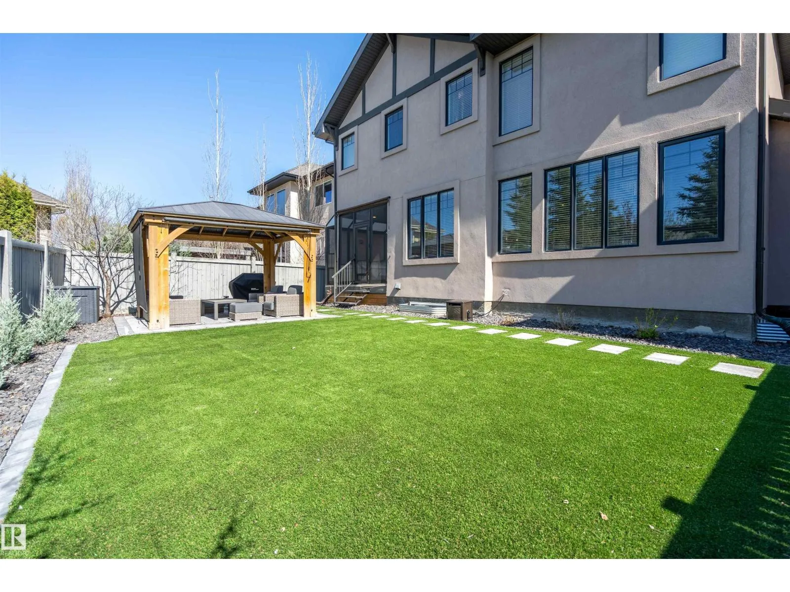 #20 10550 ELLERSLIE RD SW