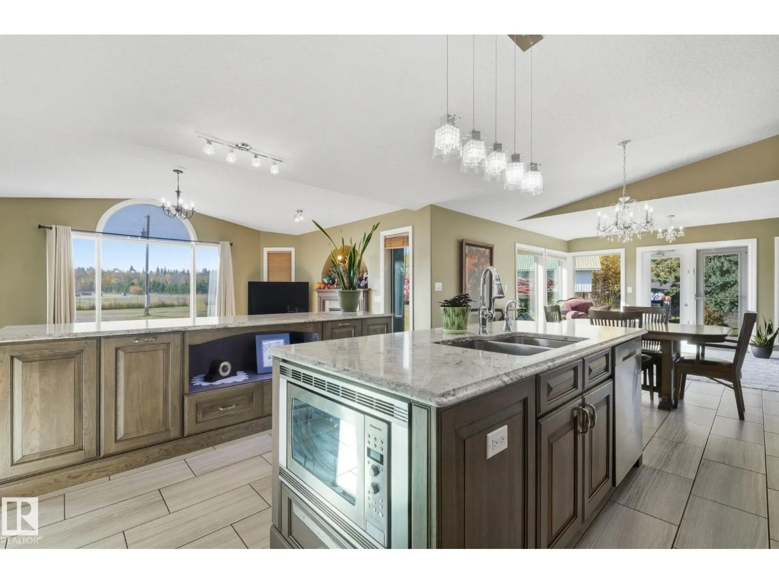 22516 TWP ROAD 572