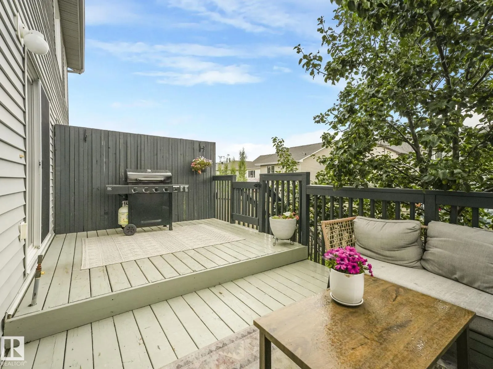 1671 CHAPMAN WY SW
