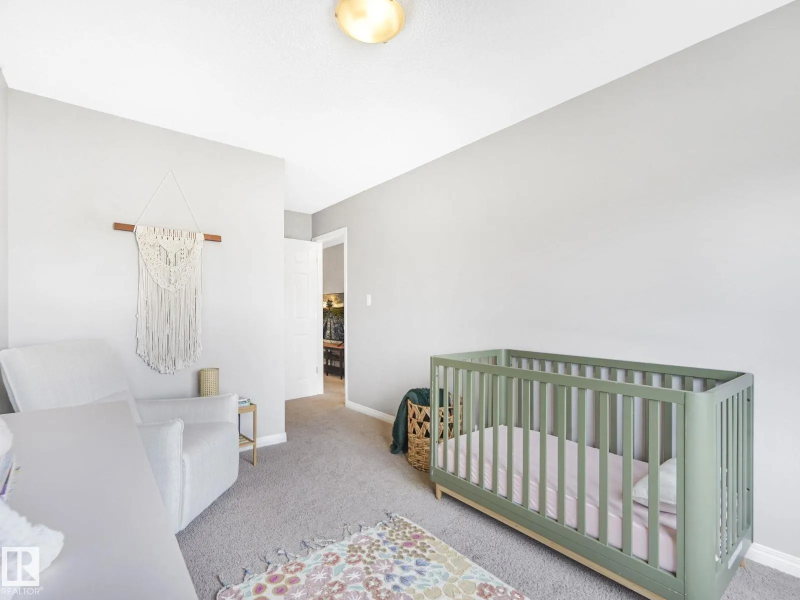 1671 CHAPMAN WY SW