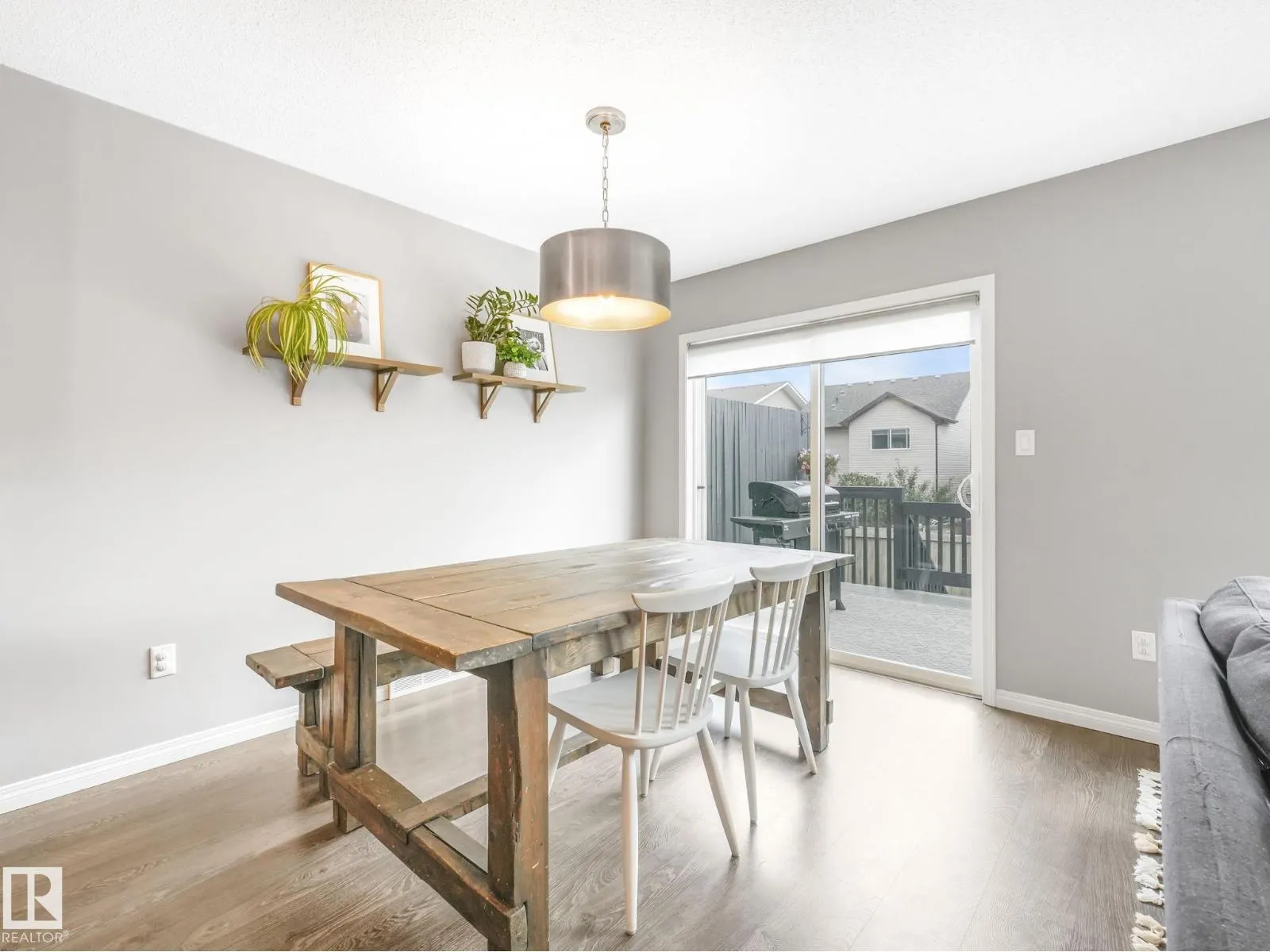 1671 CHAPMAN WY SW