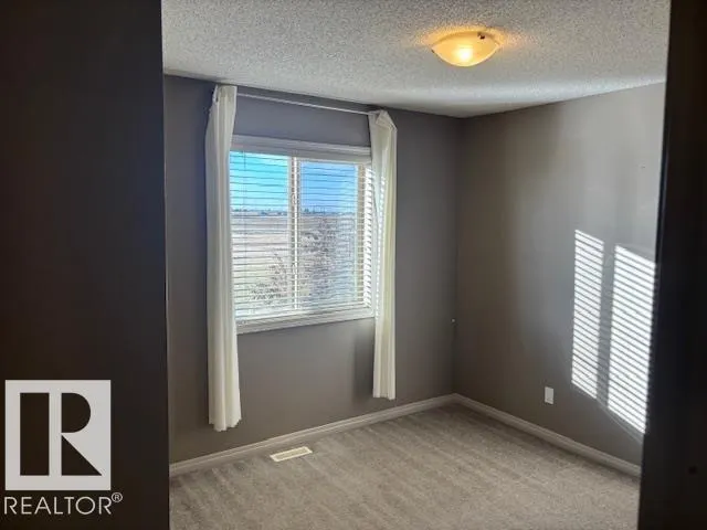 #33 1128 156 ST NW