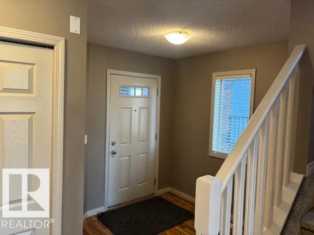 #33 1128 156 ST NW