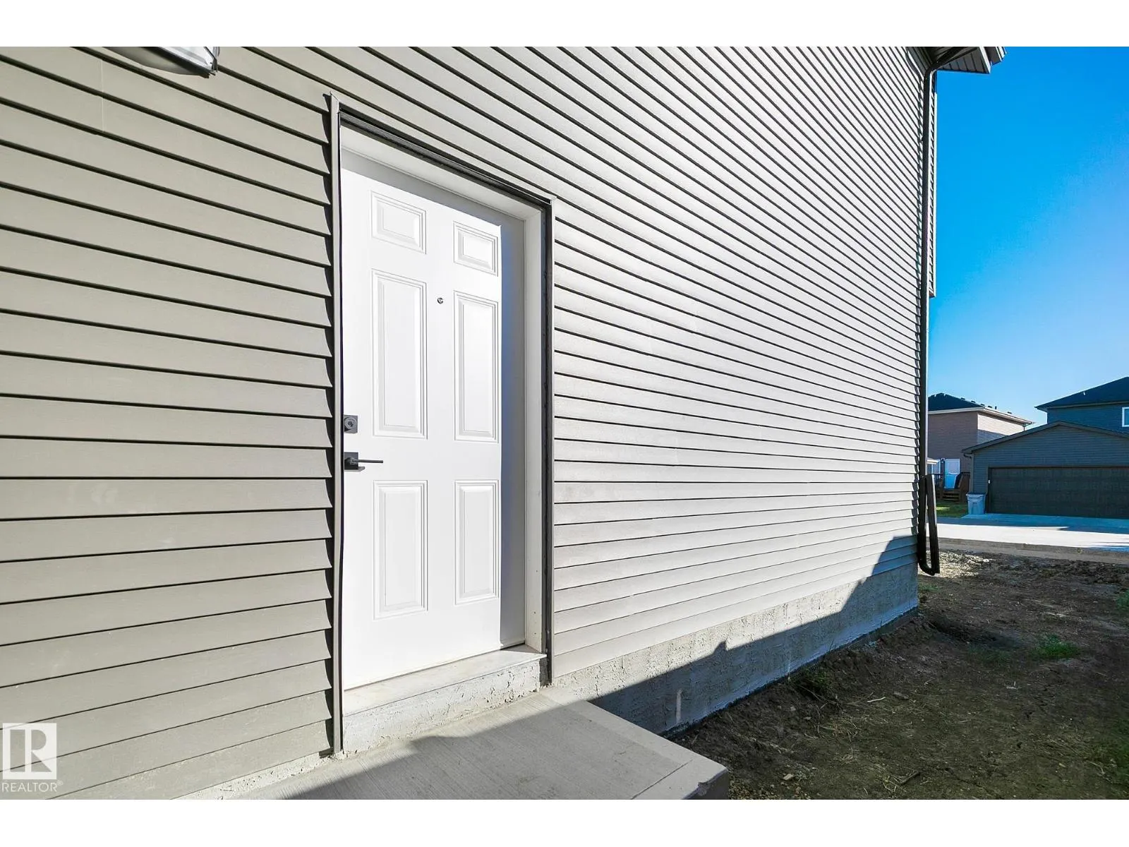 10617 99 ST