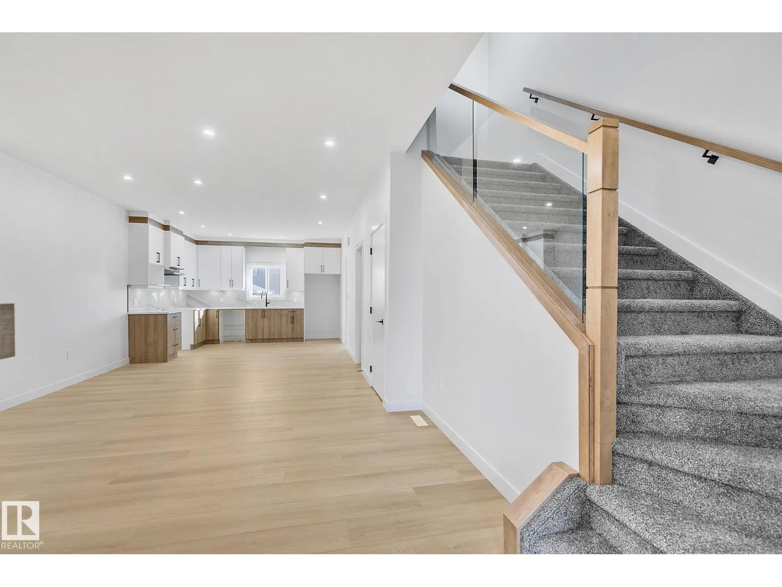 10617 99 ST