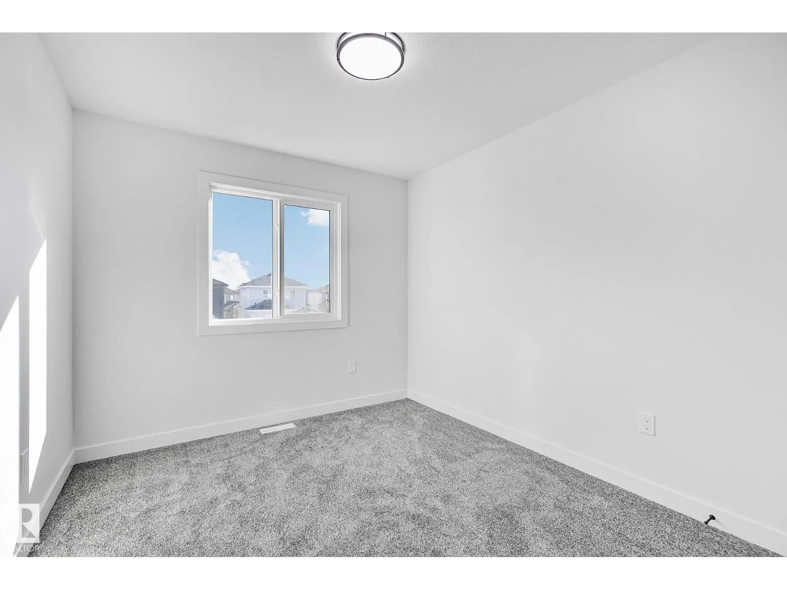 10617 99 ST