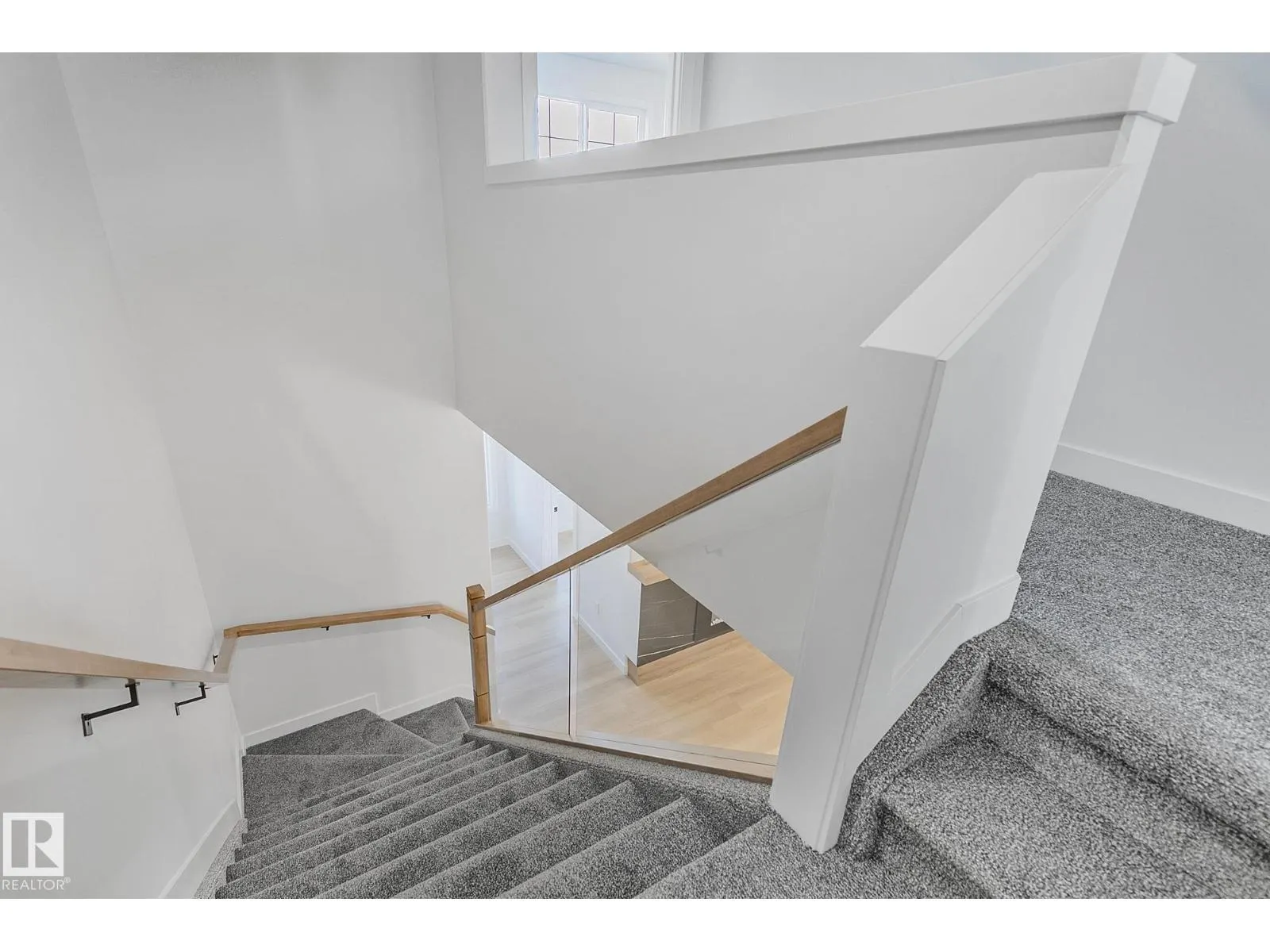 10617 99 ST