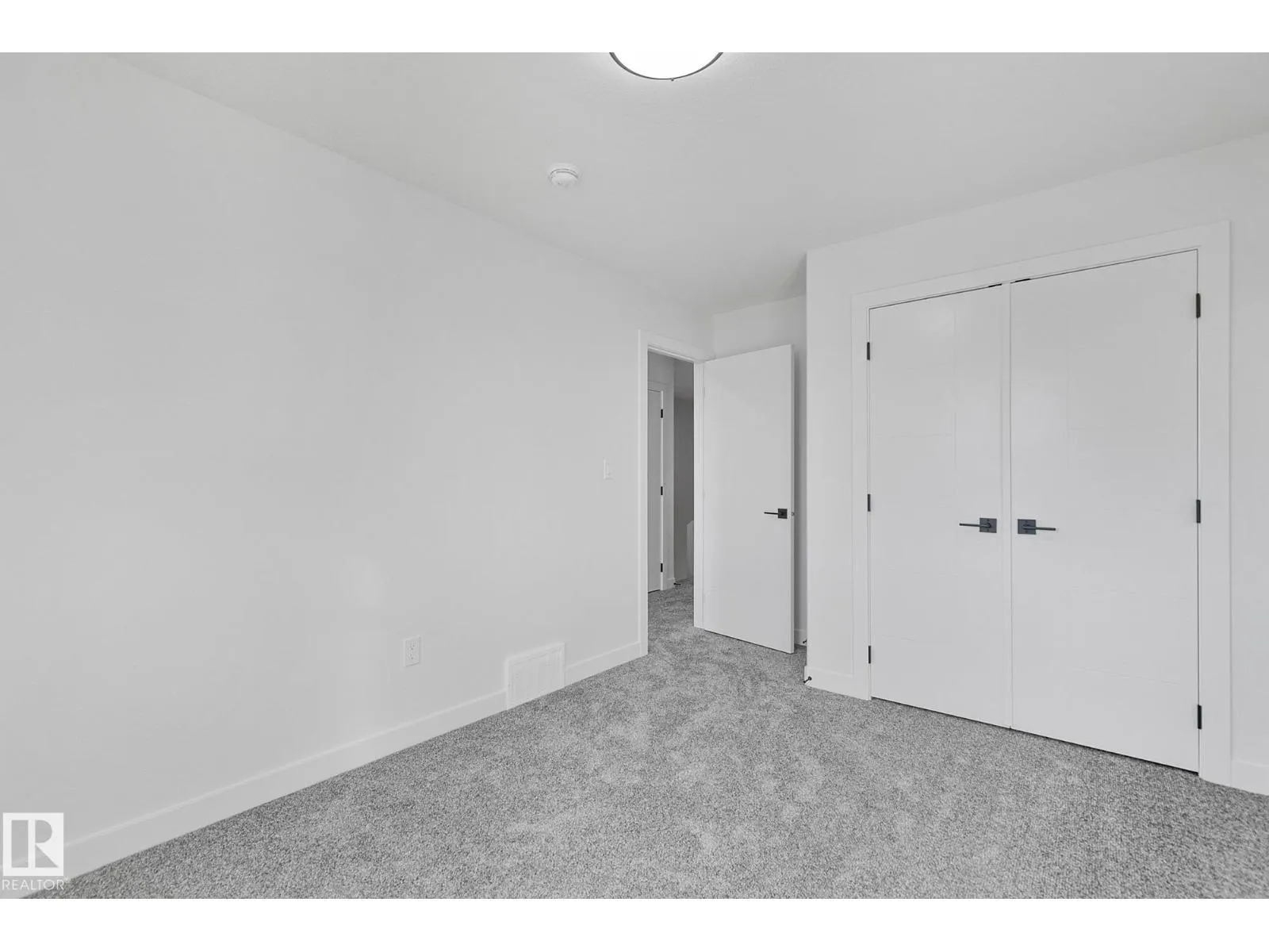 10617 99 ST