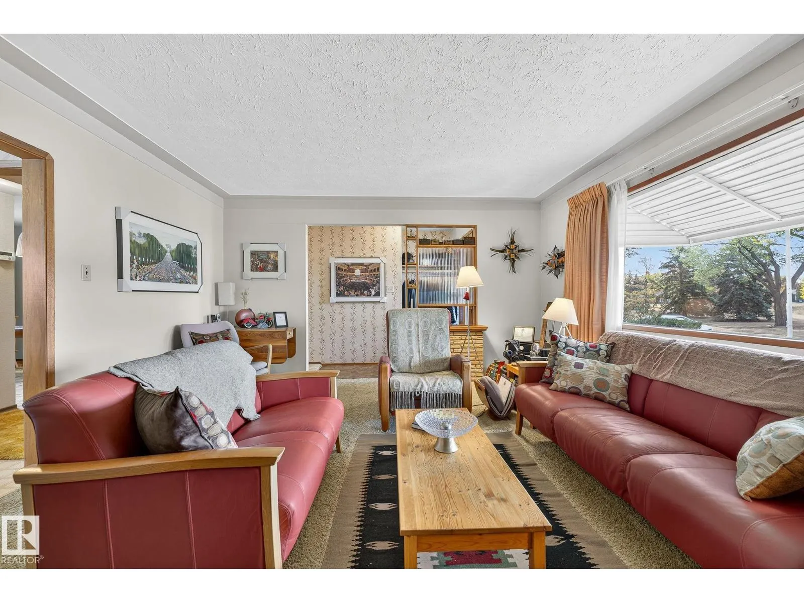 7708 98A AV NW NW