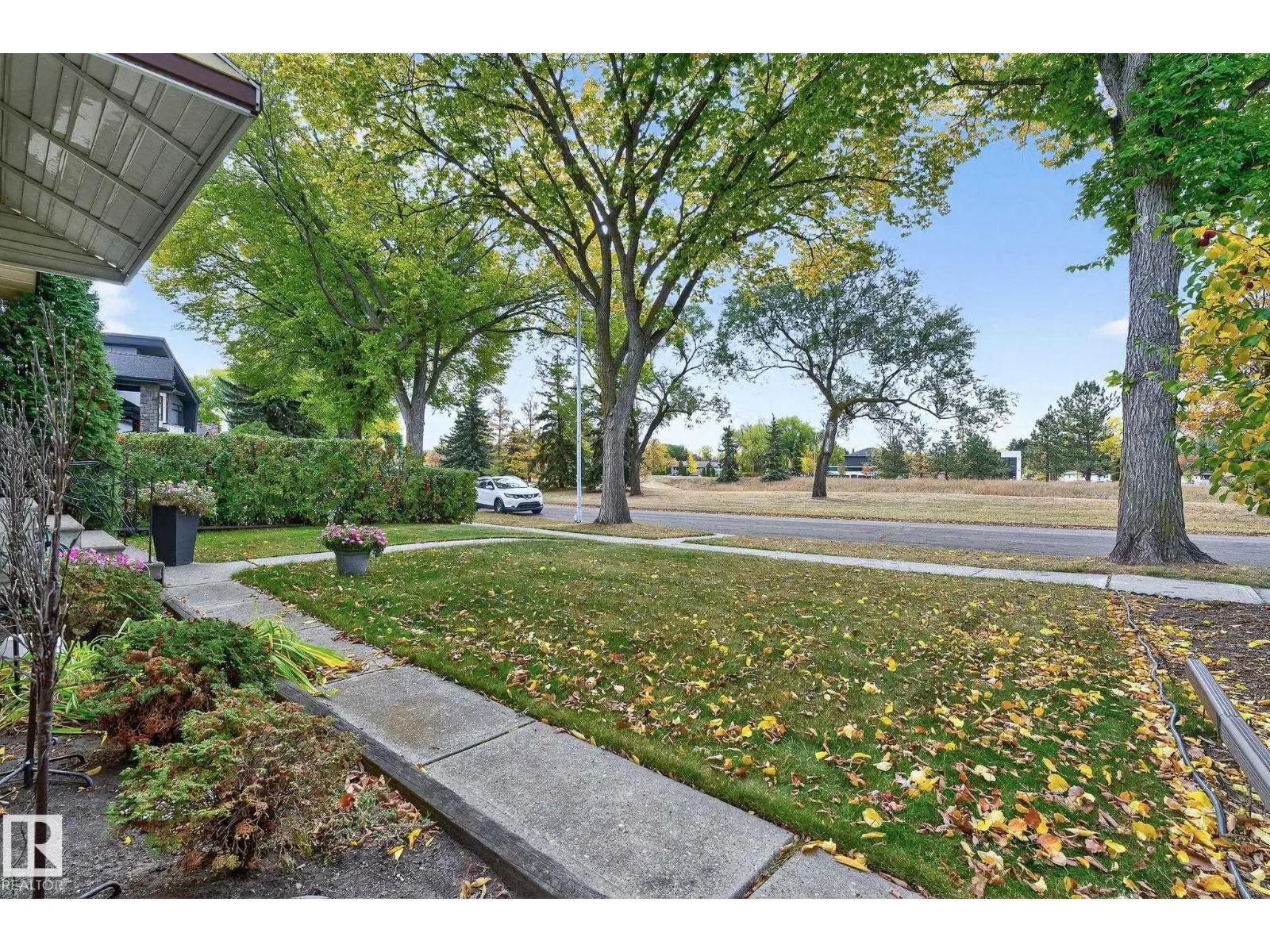 7708 98A AV NW NW
