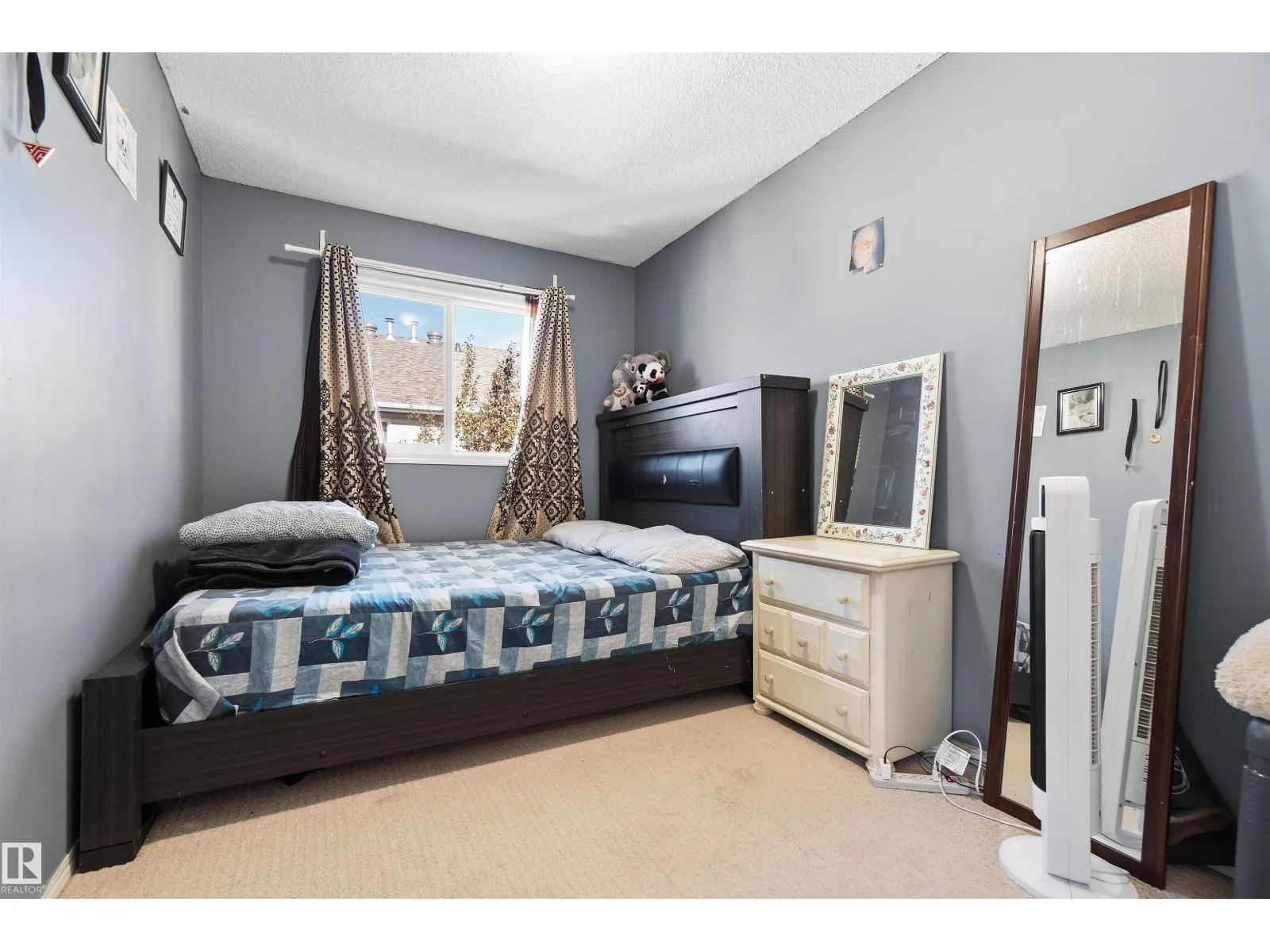 #36 2503 24 ST NW