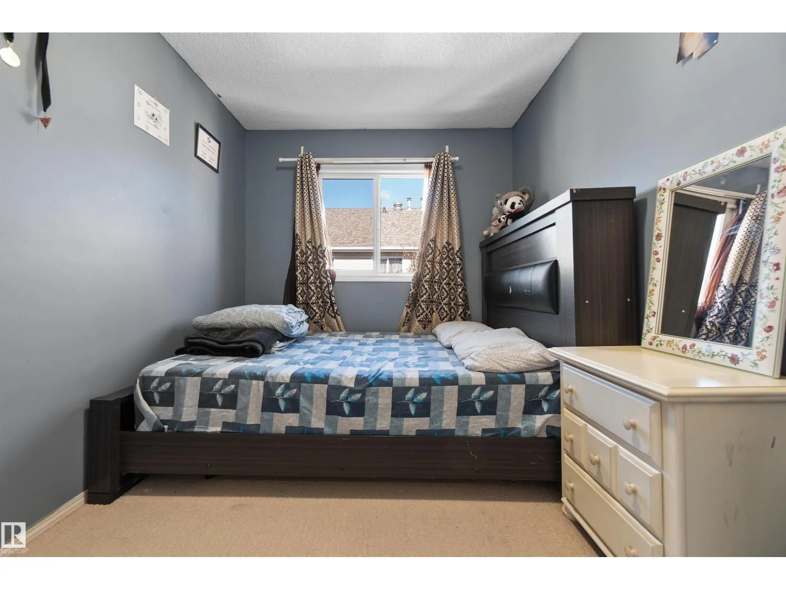 #36 2503 24 ST NW