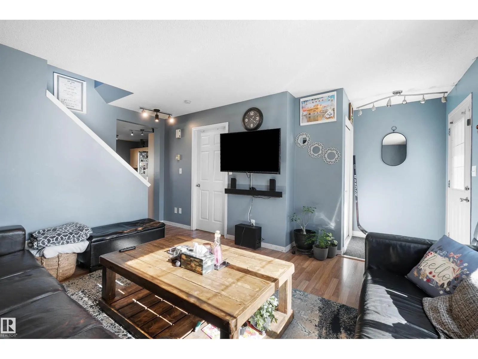 #36 2503 24 ST NW