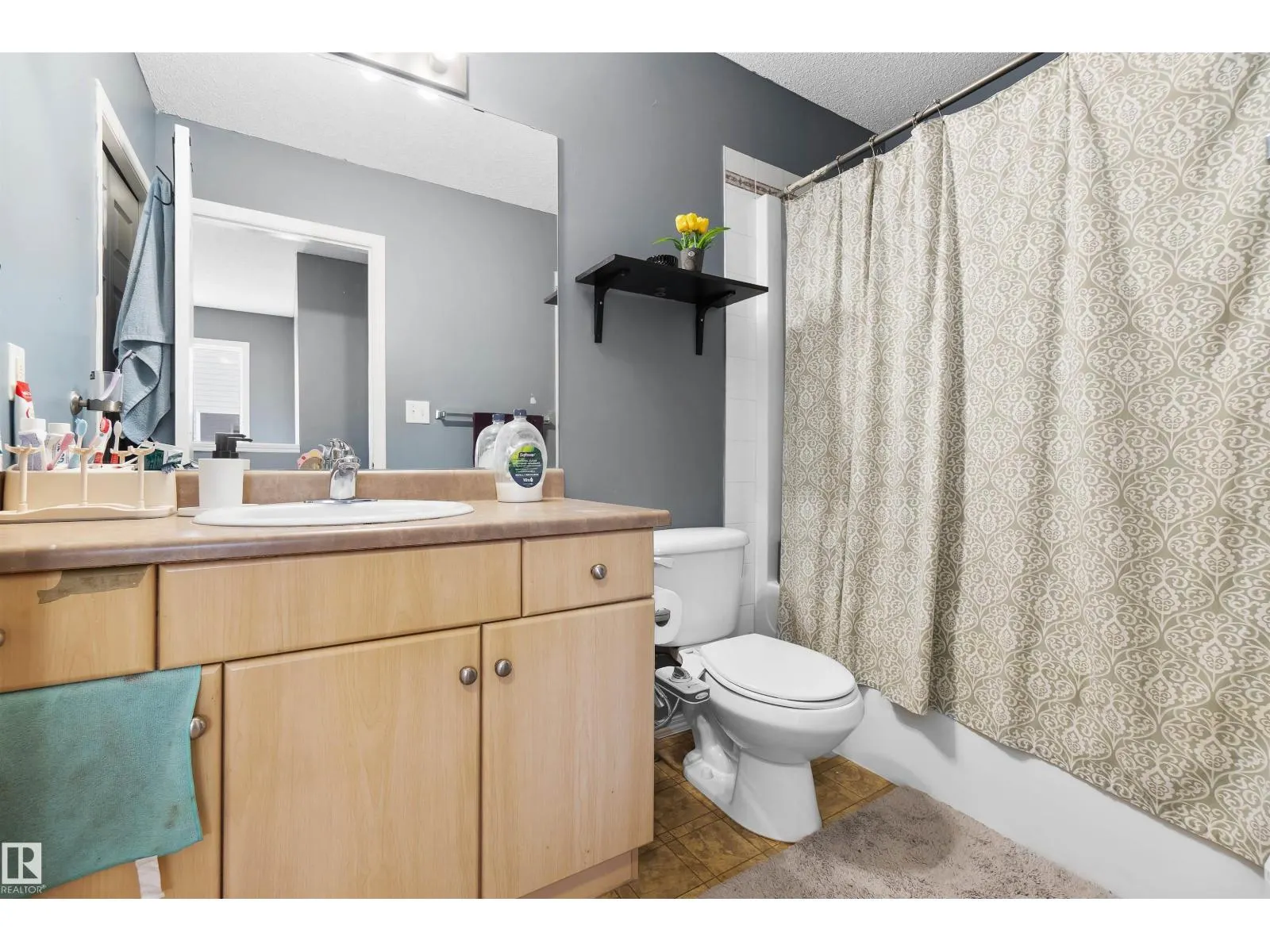 #36 2503 24 ST NW