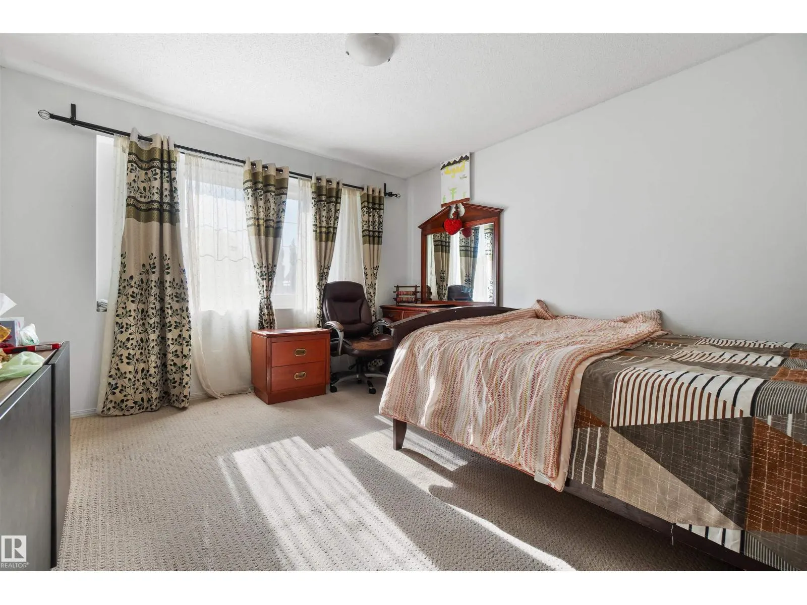 #36 2503 24 ST NW