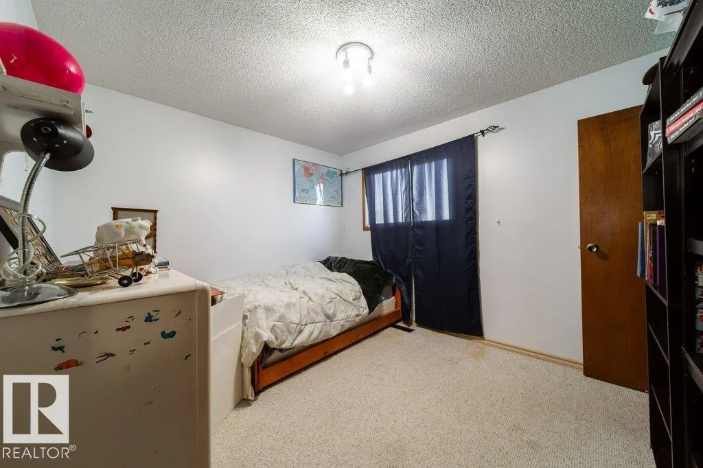 8610 152B AV NW