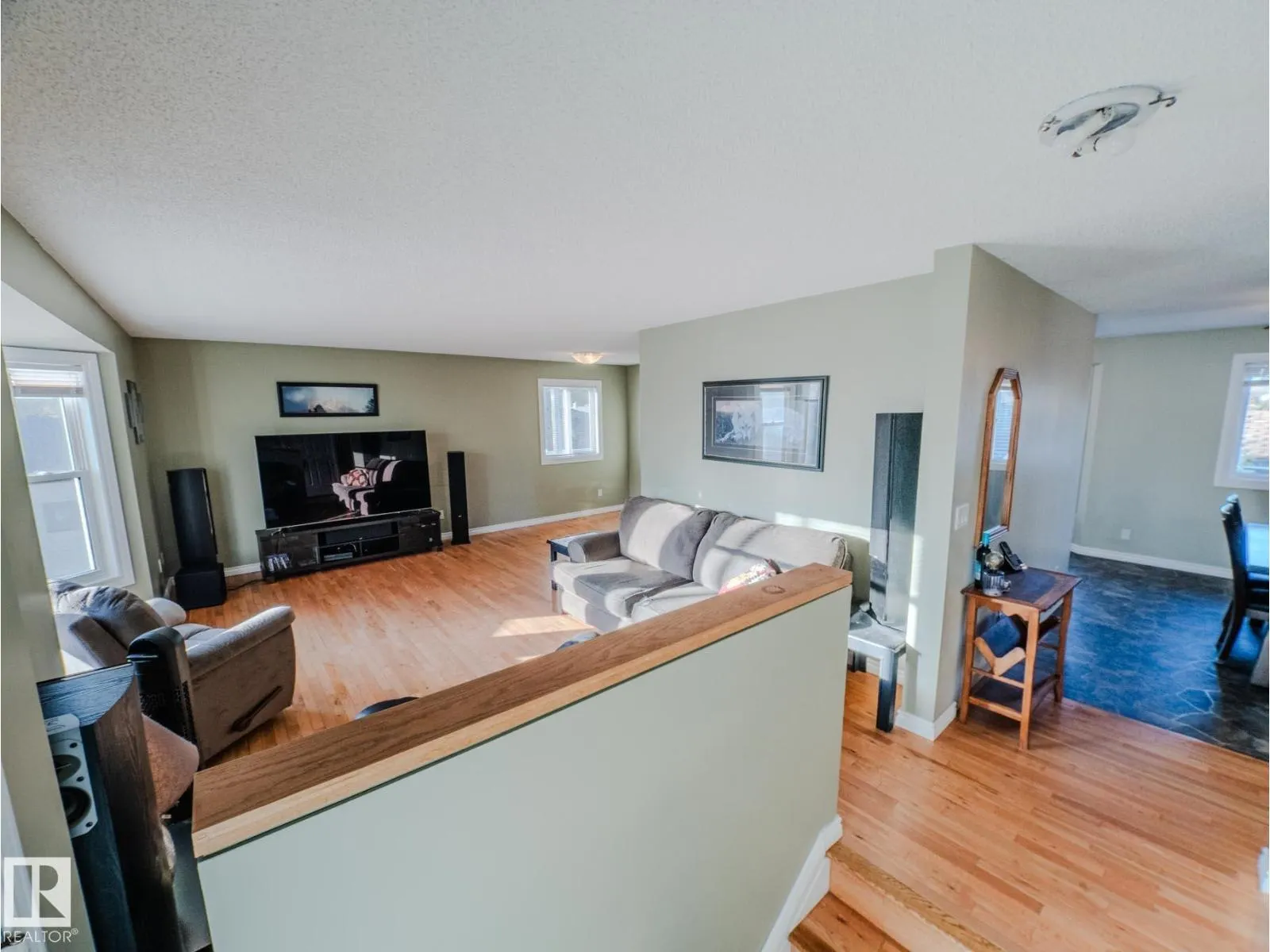 11410 46 ST NW