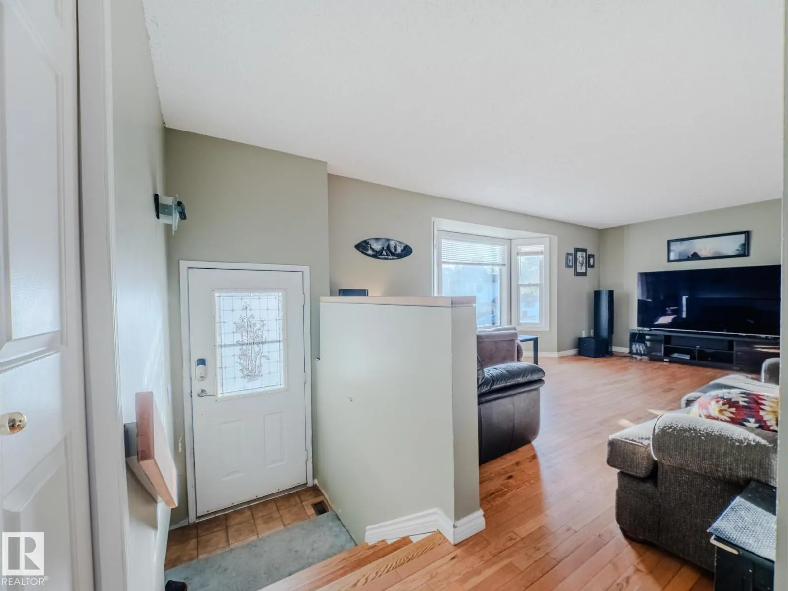 11410 46 ST NW