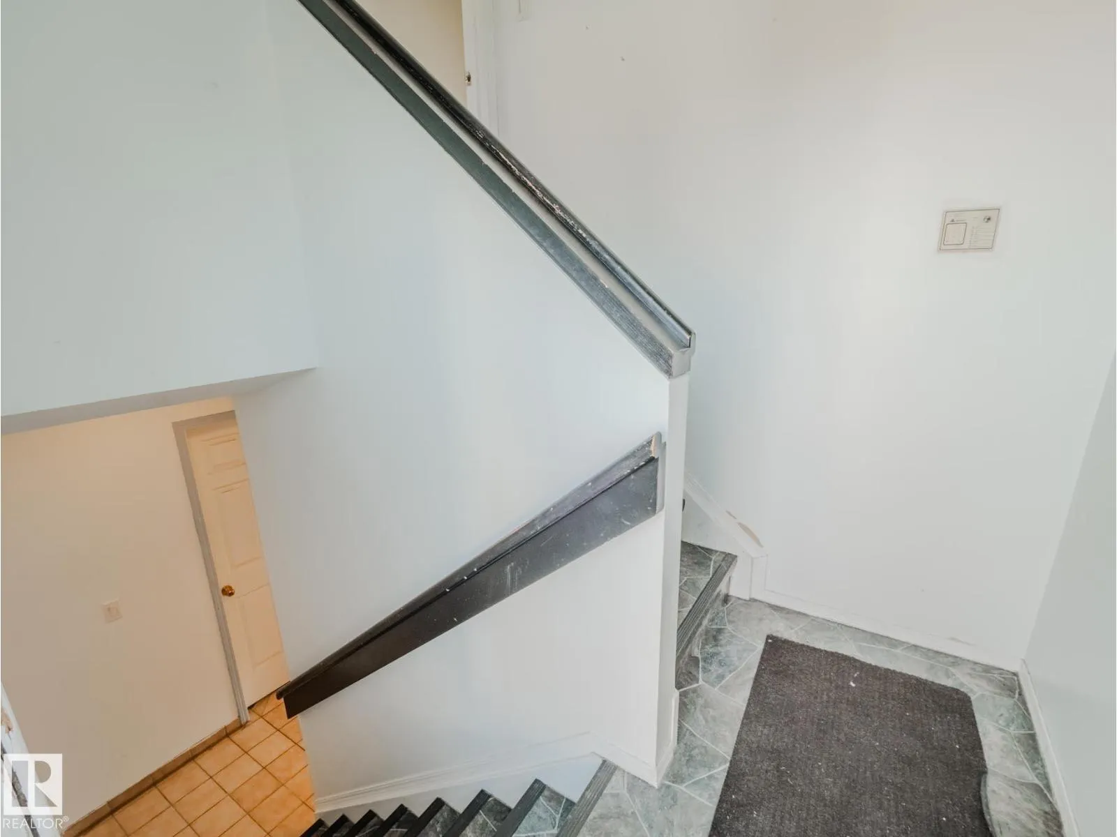 11410 46 ST NW