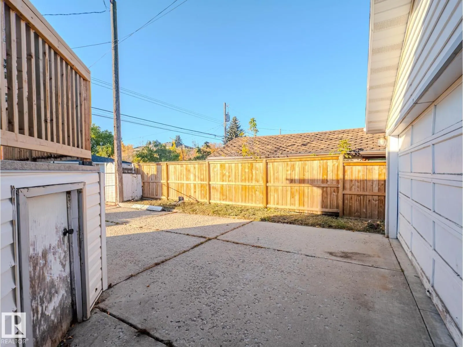 11410 46 ST NW