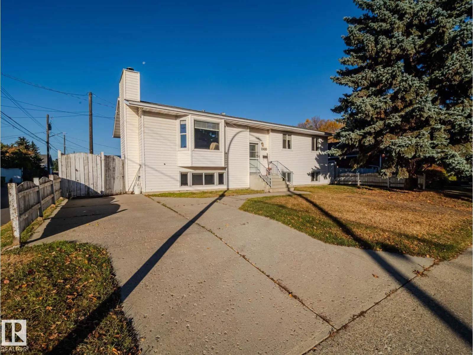 11410 46 ST NW