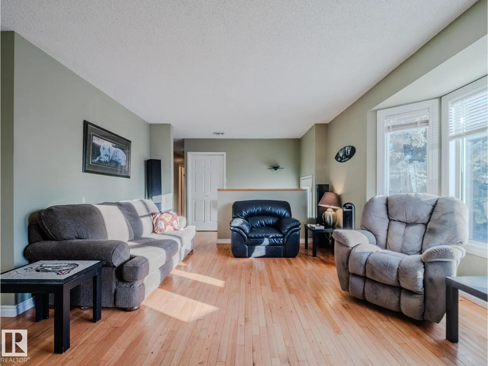 11410 46 ST NW