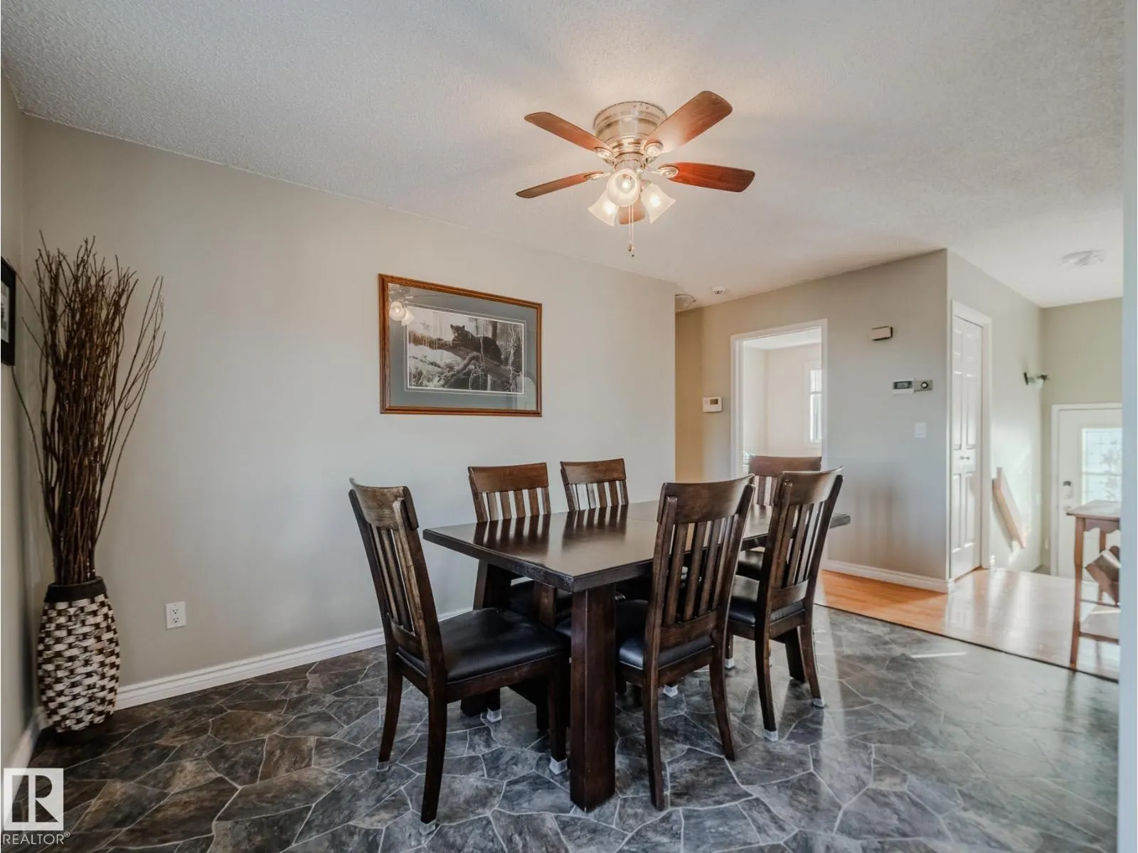 11410 46 ST NW