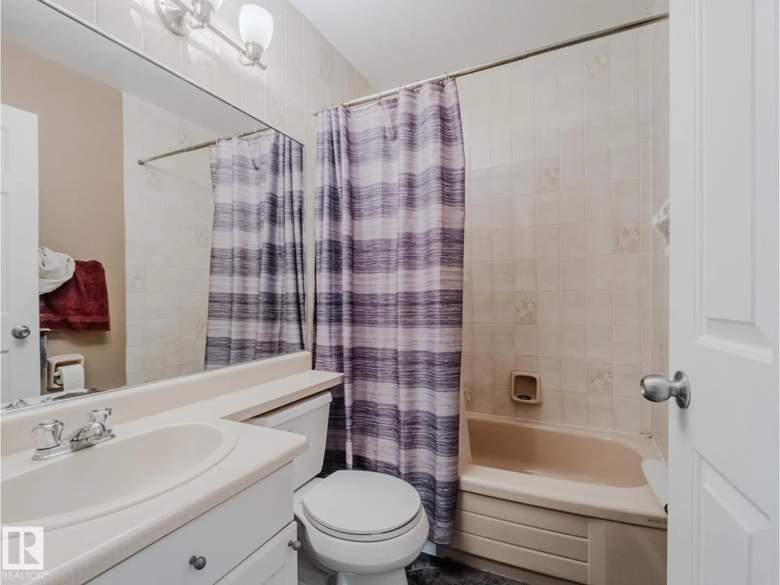 11410 46 ST NW
