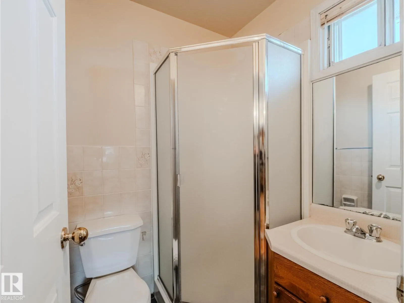 11410 46 ST NW