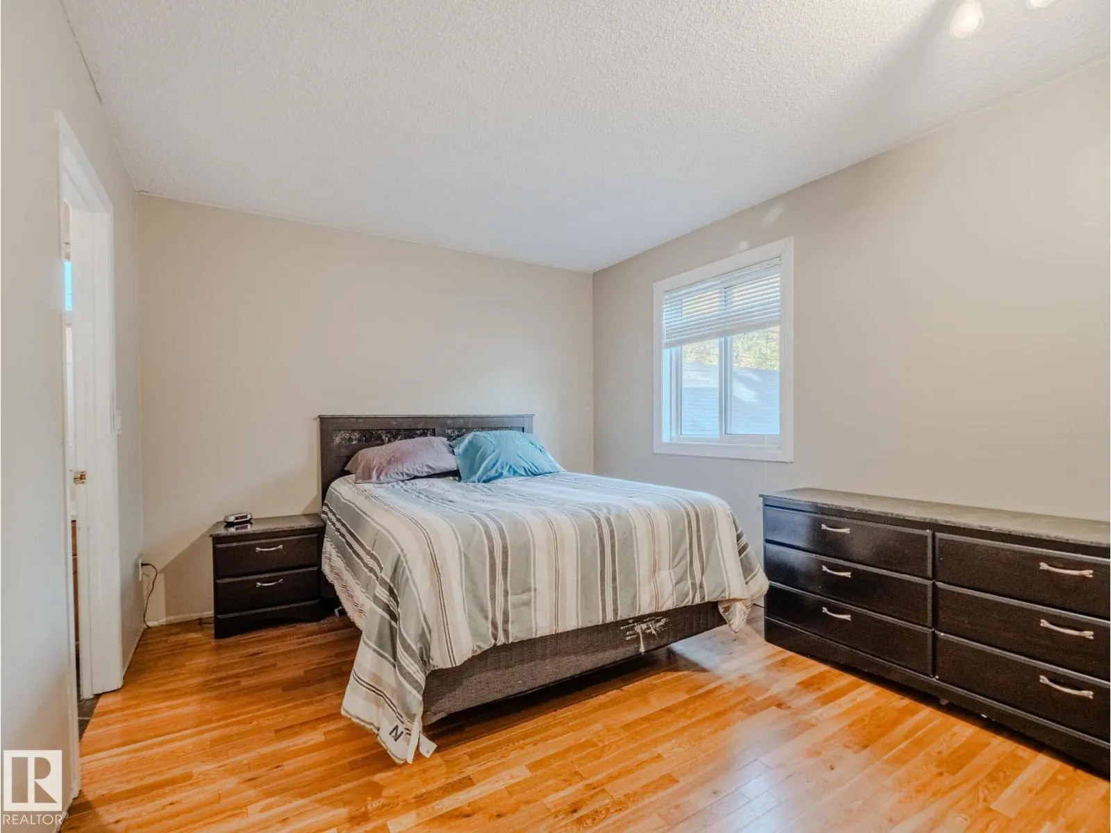 11410 46 ST NW