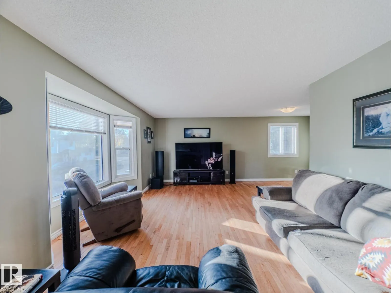 11410 46 ST NW