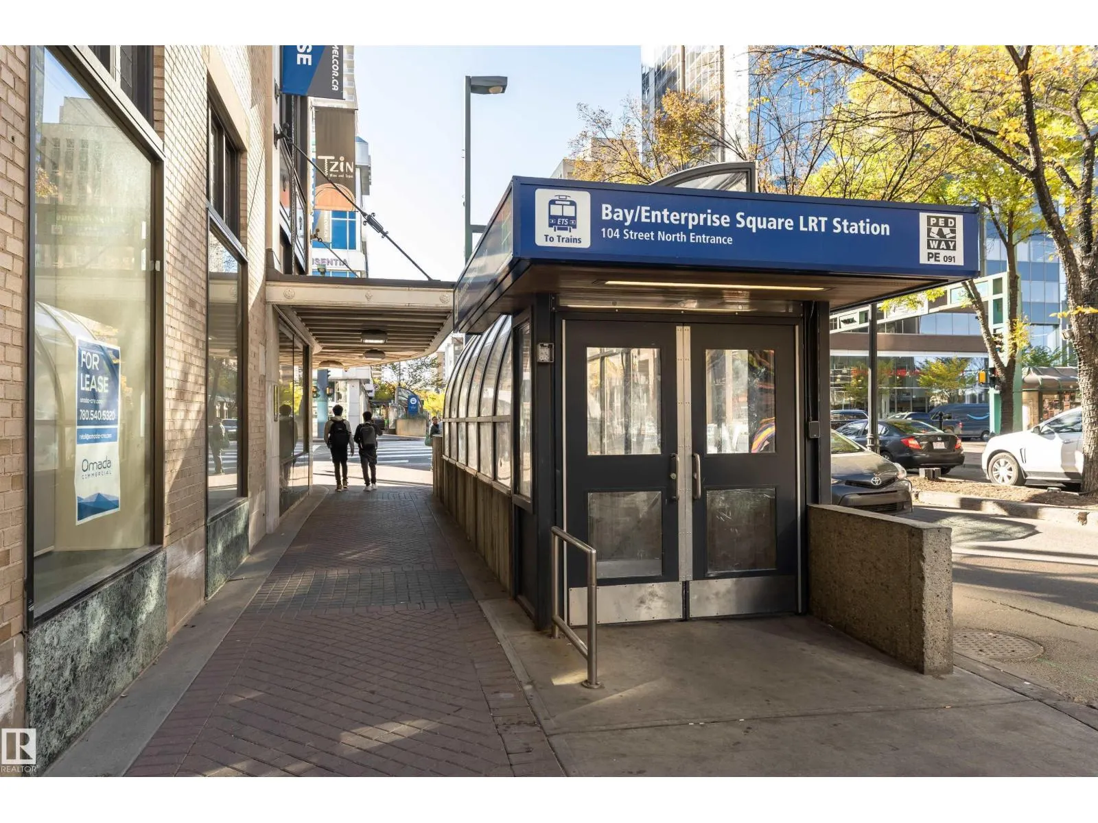 #1804 10136 104 ST NW