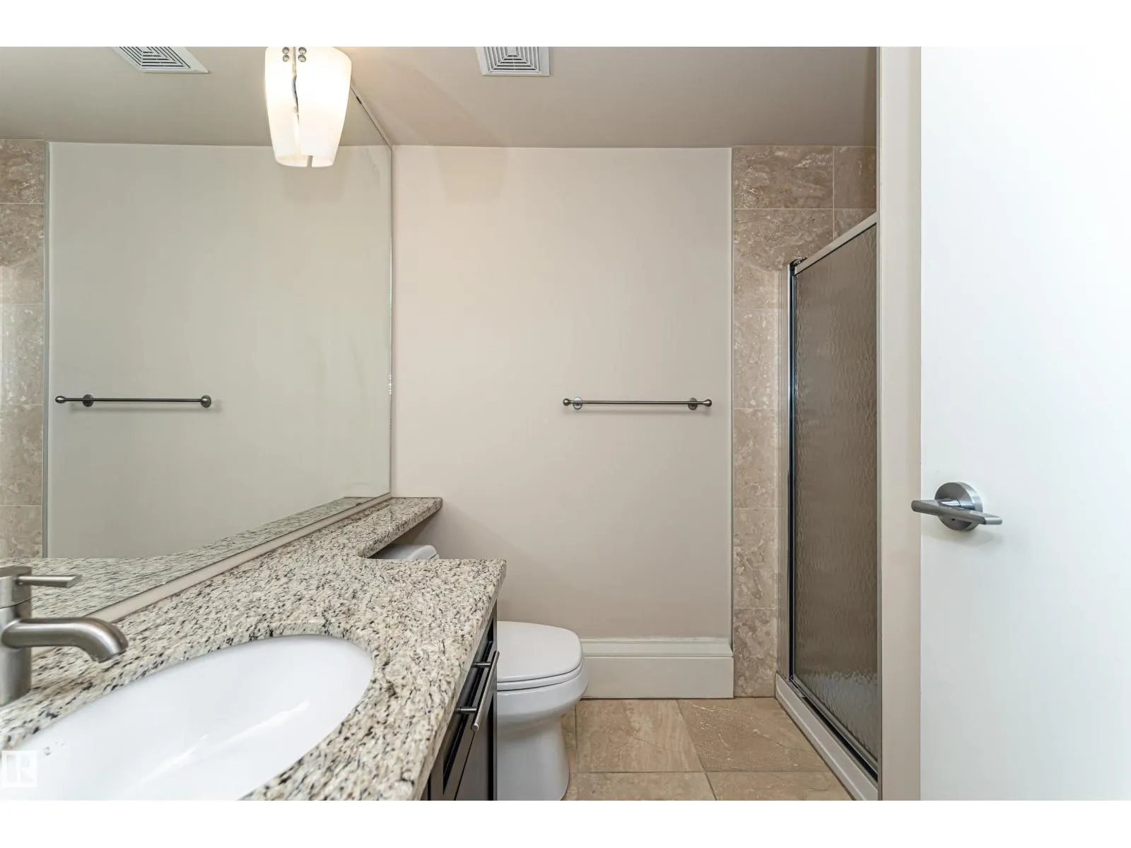 #1804 10136 104 ST NW