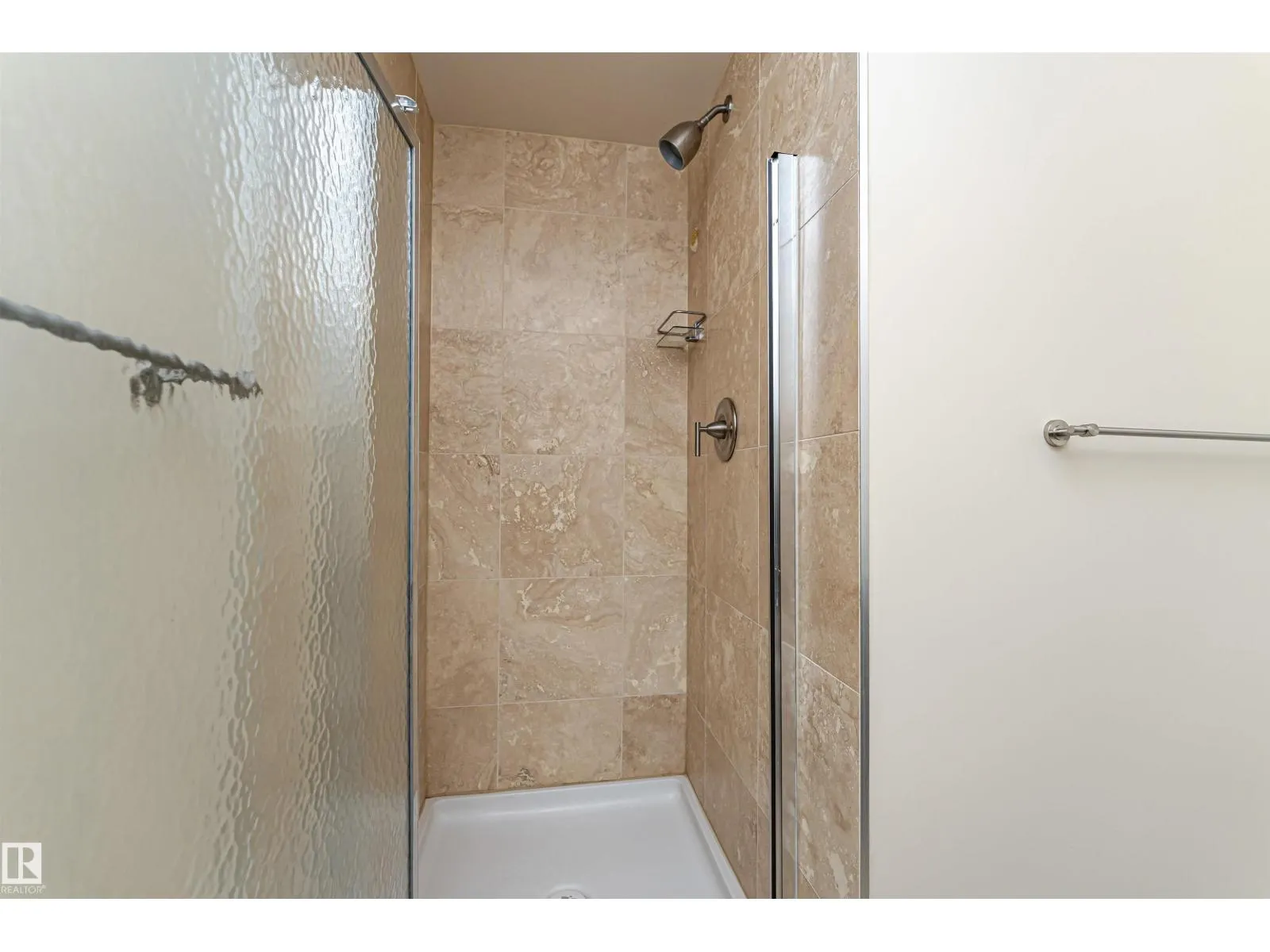 #1804 10136 104 ST NW