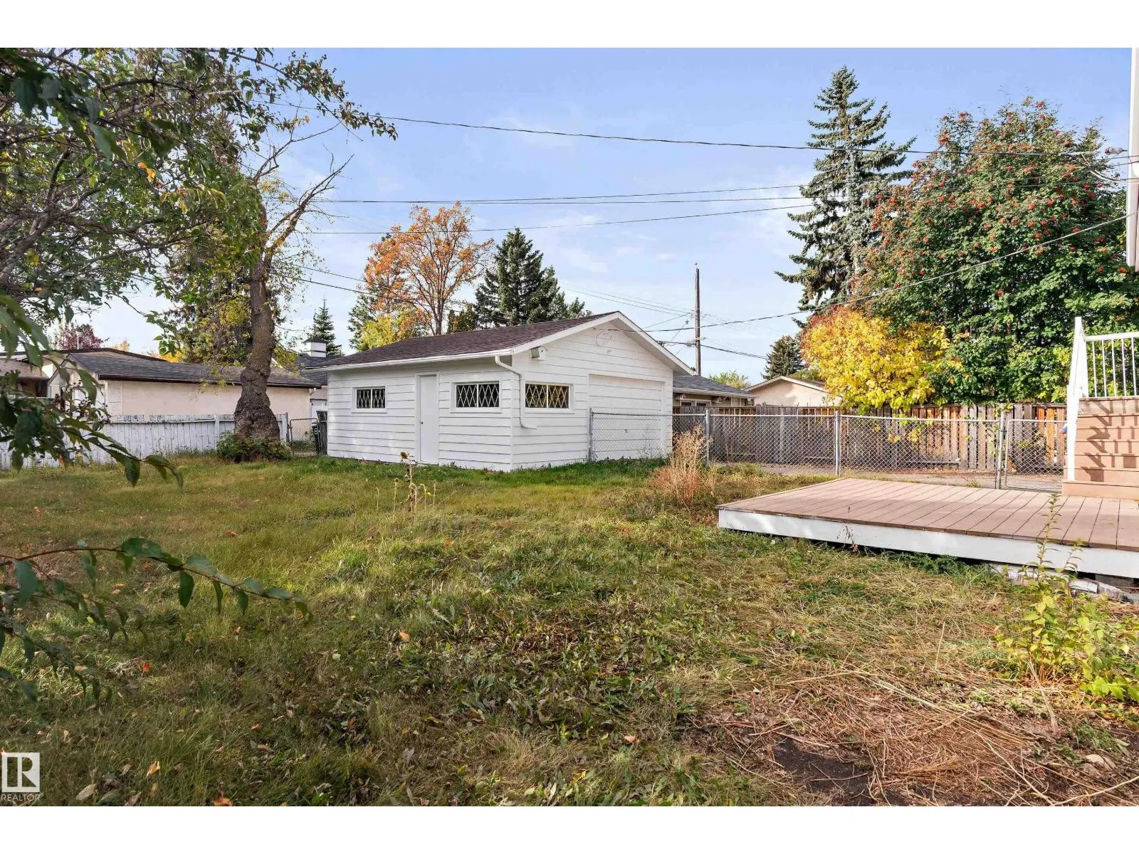 7203 93 AV NW