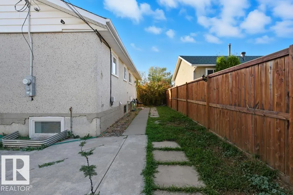 12808 133 AV NW