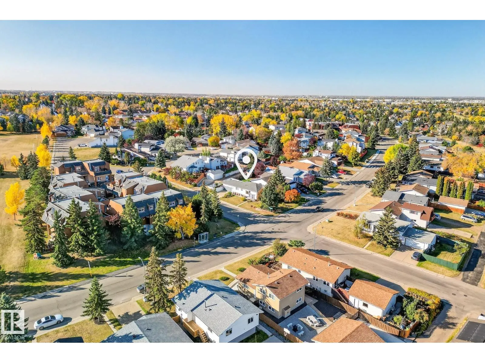 6039 40 AV NW
