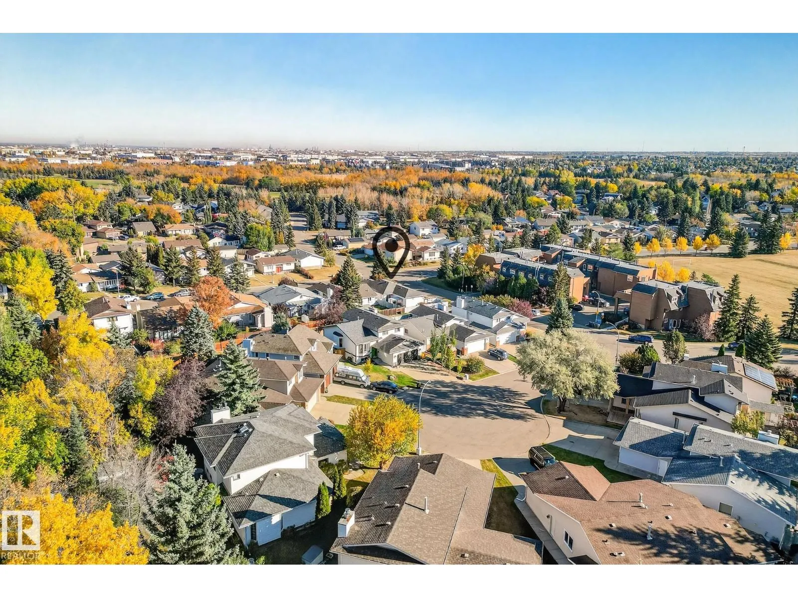 6039 40 AV NW