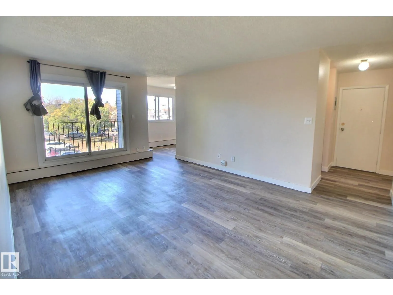 #304 7203 171 ST NW
