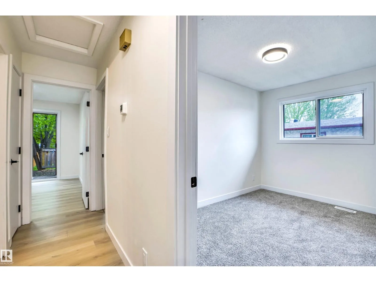 3806 85 ST NW