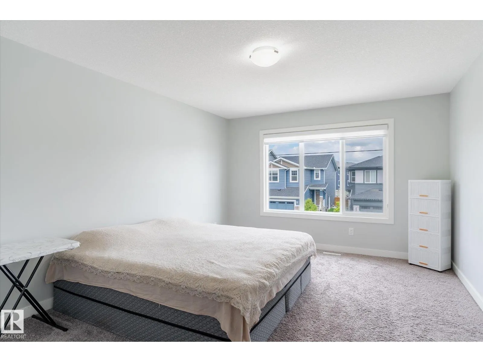 22143 80 AV NW