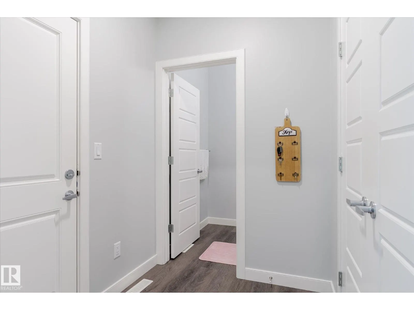 22143 80 AV NW