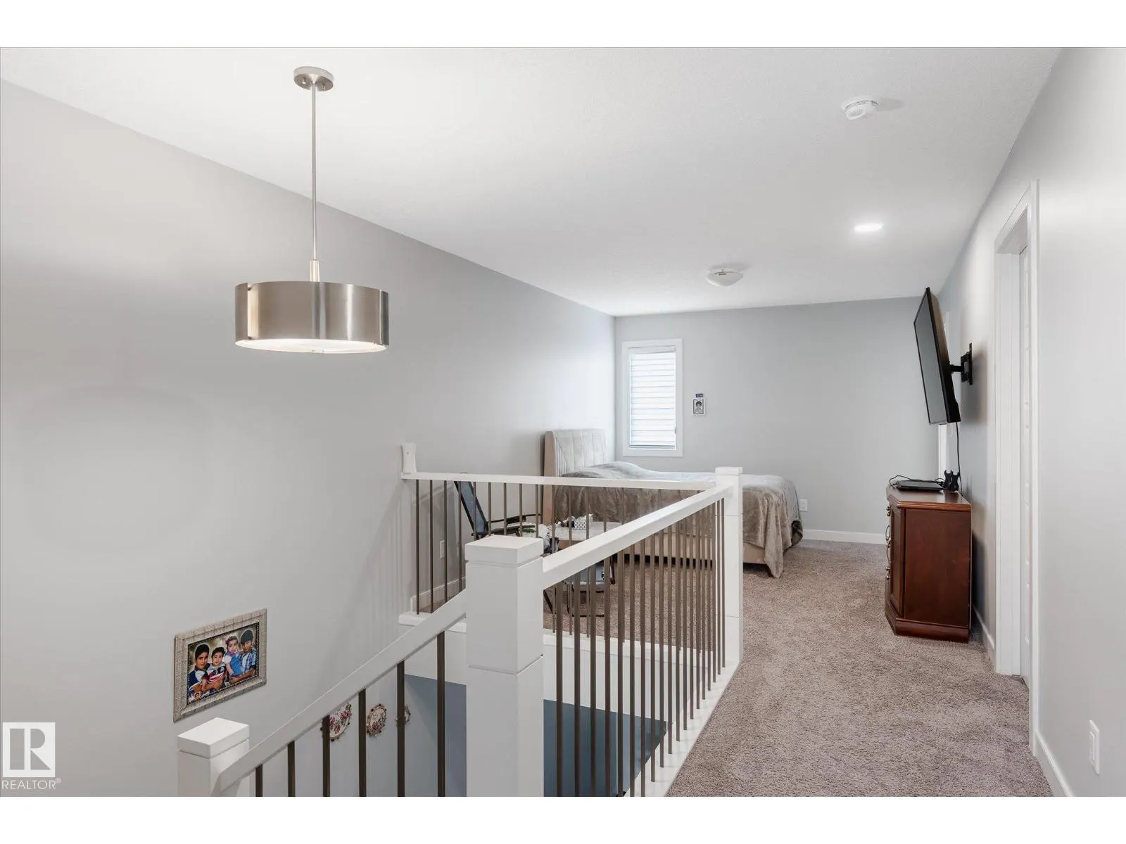 22143 80 AV NW