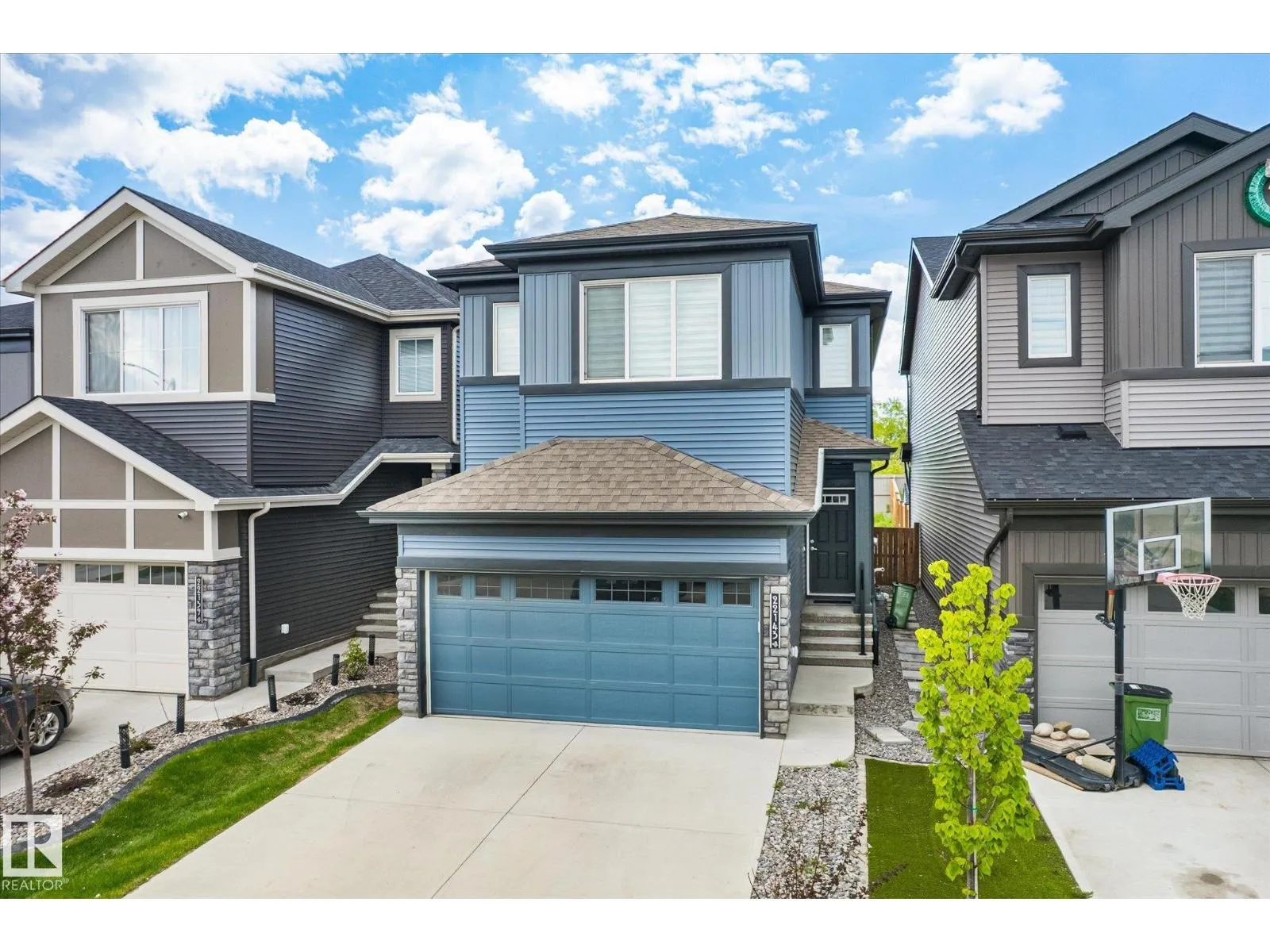 22143 80 AV NW