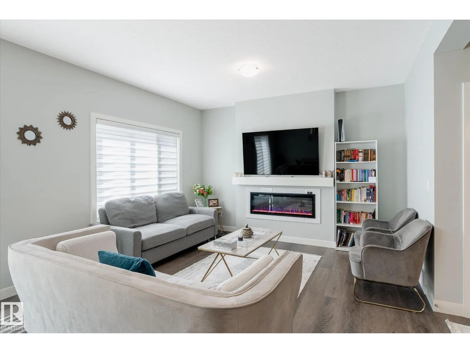 22143 80 AV NW