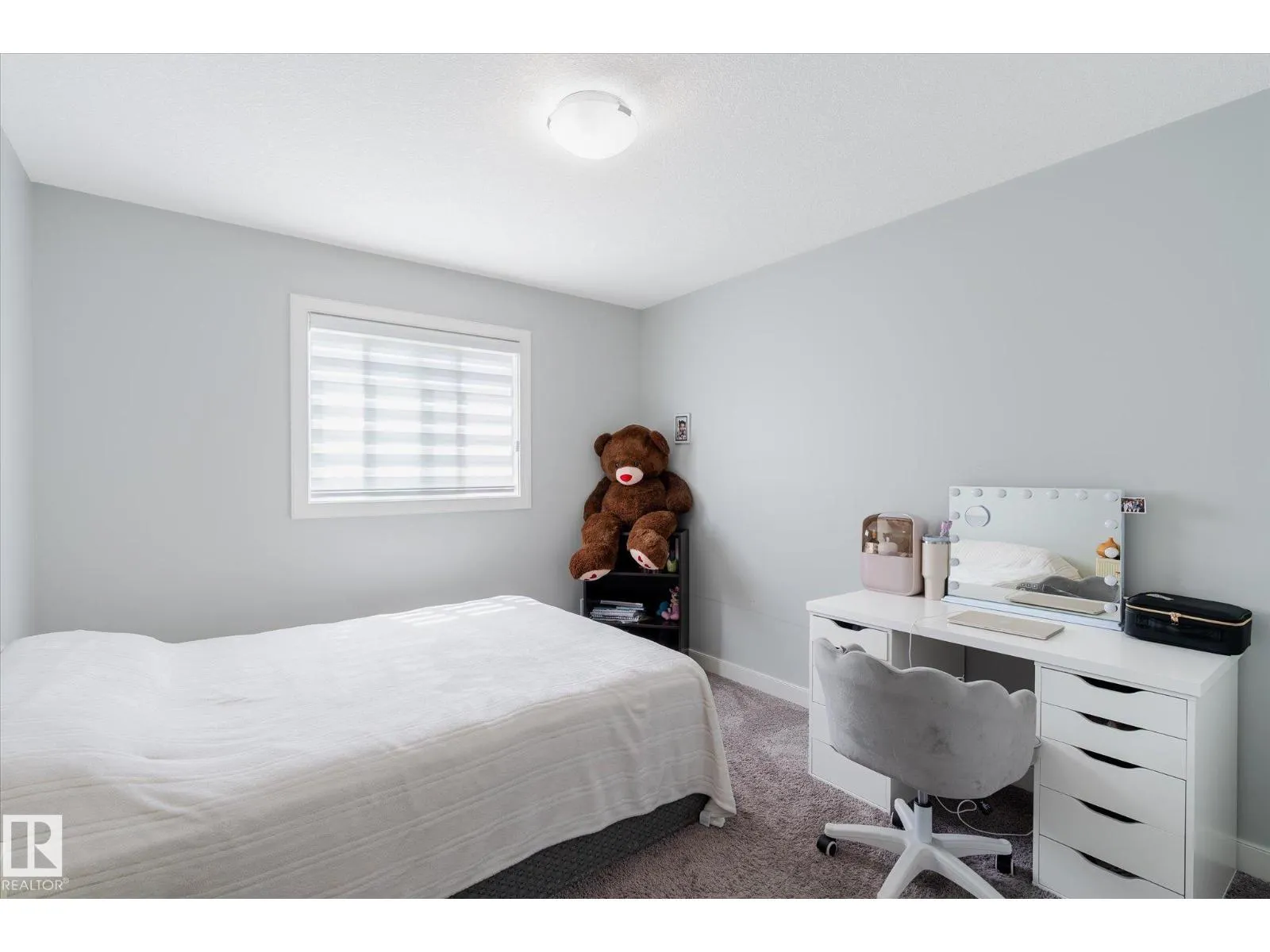 22143 80 AV NW