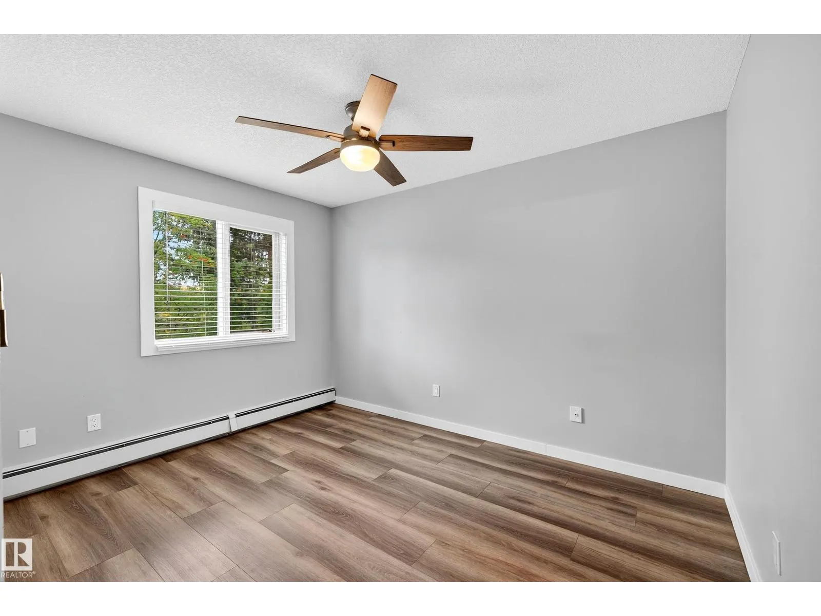 #309 9138 83 AV NW
